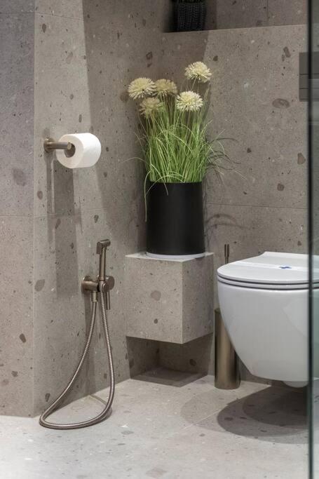 Flora-Heartbeat Old City Three Bedrooms Apartment Dubrovnik Ngoại thất bức ảnh