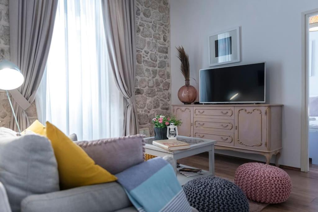 Flora-Heartbeat Old City Three Bedrooms Apartment Dubrovnik Ngoại thất bức ảnh