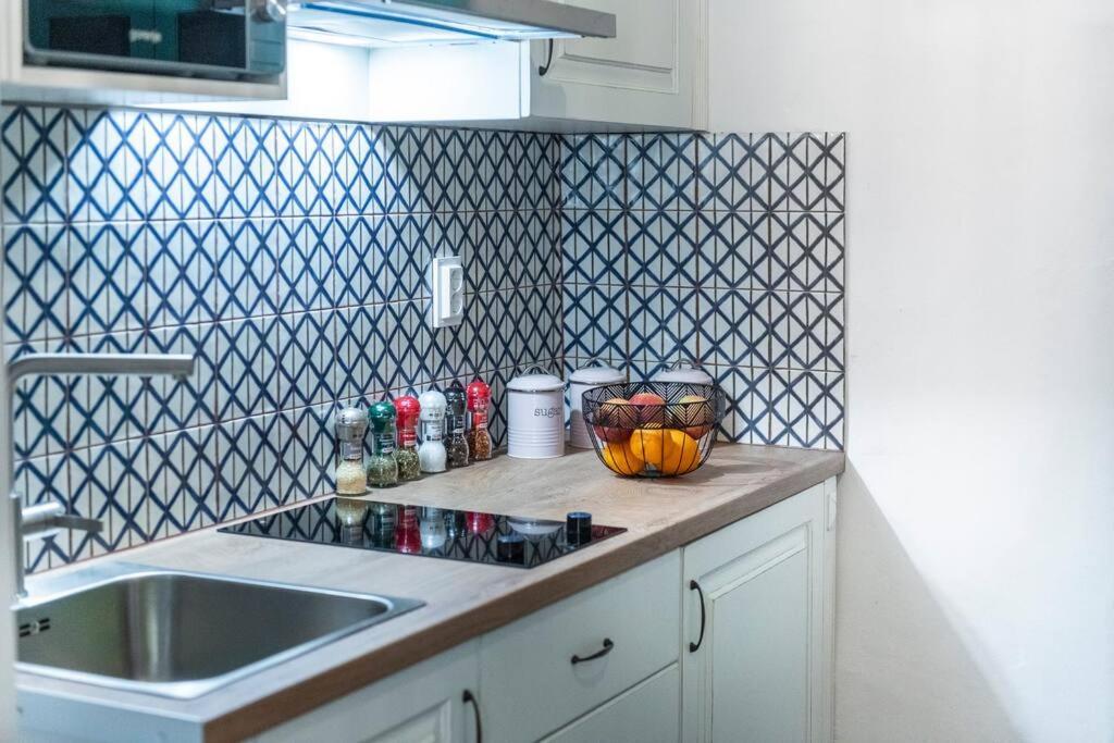 Flora-Heartbeat Old City Three Bedrooms Apartment Dubrovnik Ngoại thất bức ảnh