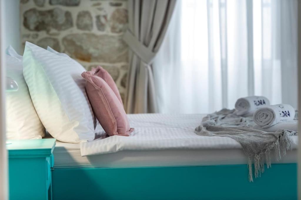 Flora-Heartbeat Old City Three Bedrooms Apartment Dubrovnik Ngoại thất bức ảnh