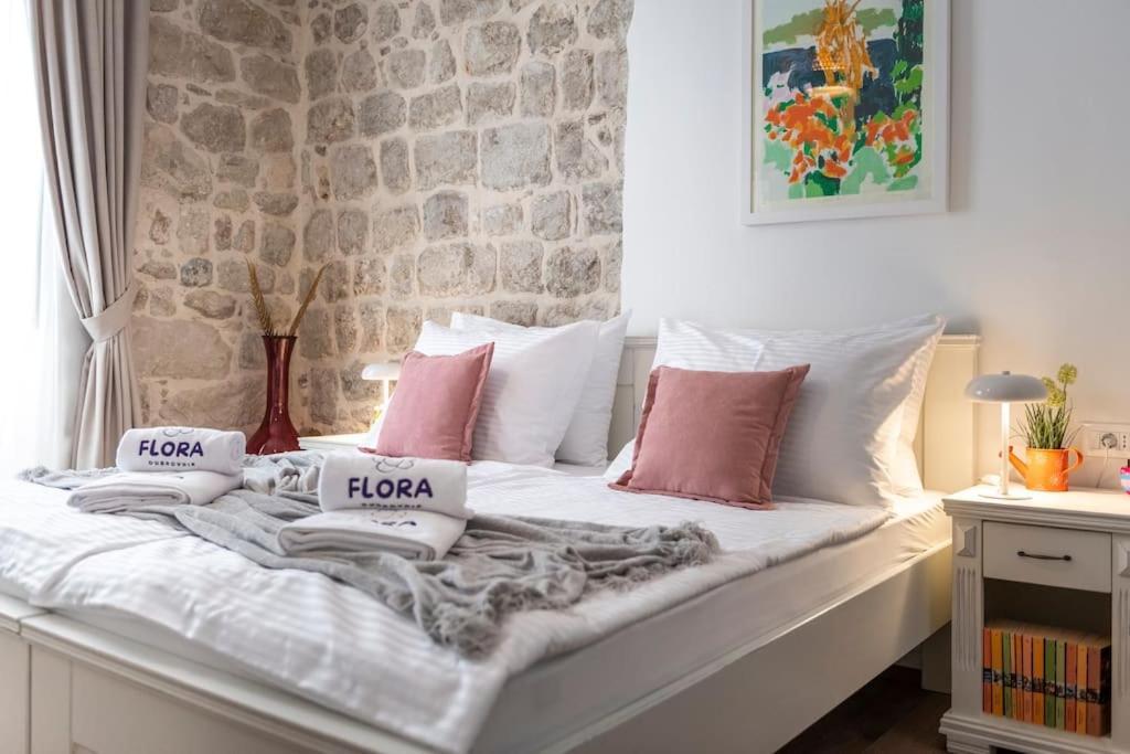 Flora-Heartbeat Old City Three Bedrooms Apartment Dubrovnik Ngoại thất bức ảnh