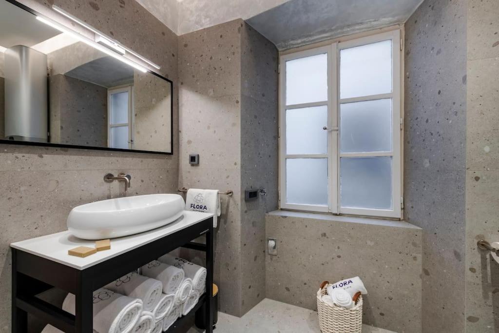 Flora-Heartbeat Old City Three Bedrooms Apartment Dubrovnik Ngoại thất bức ảnh